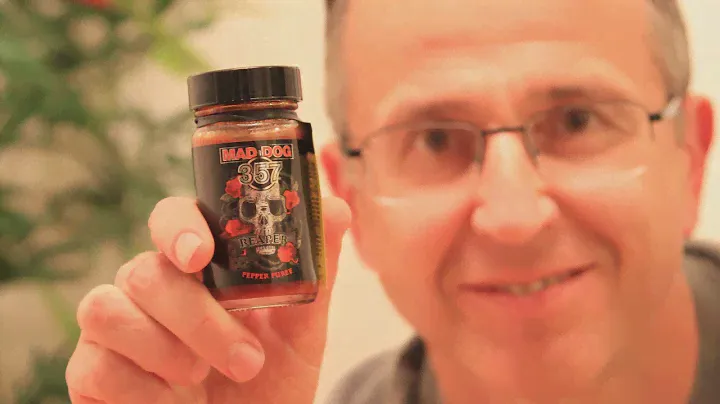 Соус из перца каролинский жнец. Mad Dog 357 Carolina Reaper