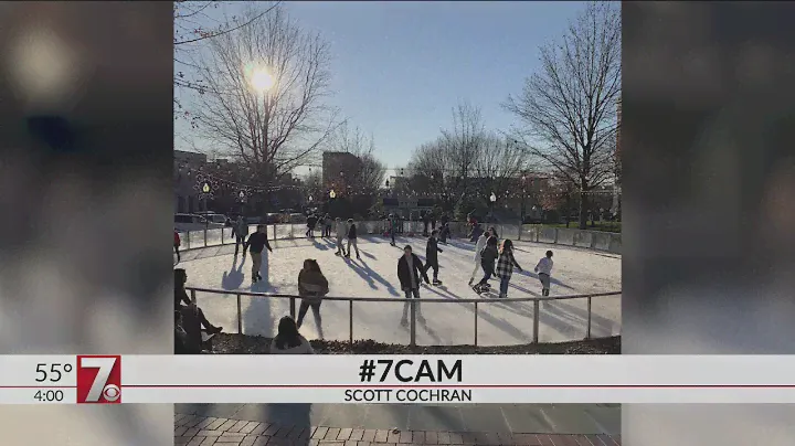 7Cam Skating on the square on Carolina's Family at 4