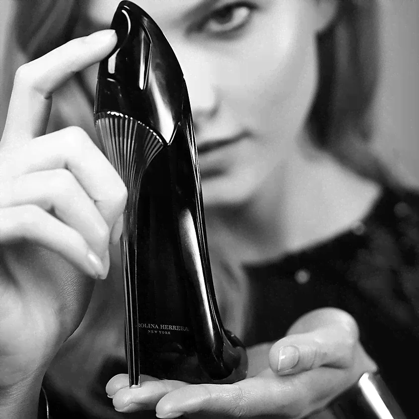 CAROLINA HERRERA Good Girl 30-4